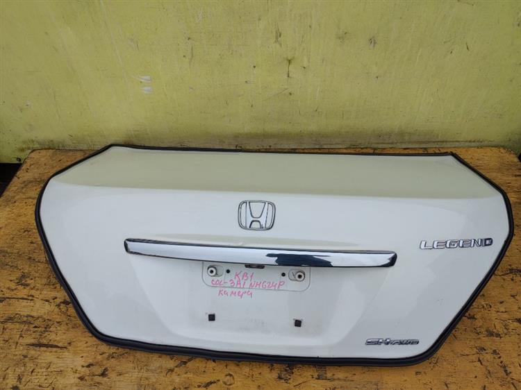 Крышка багажника Хонда Легенд в Кургане 44600